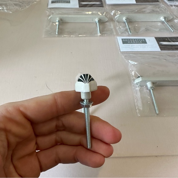 Cabinet Handle Drawers Pulls Set of 6 W&B NWT - Picture 5 of 10